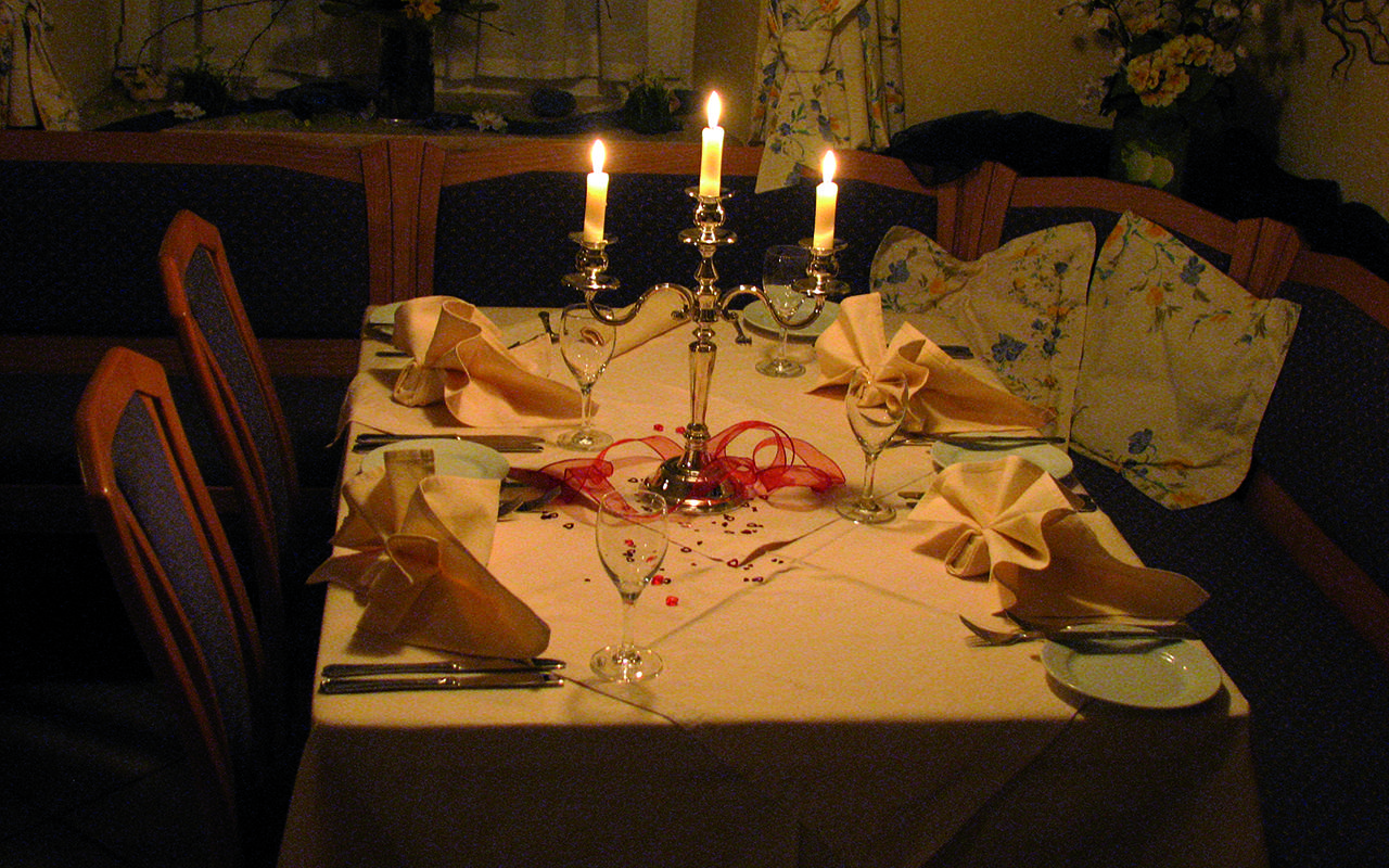 Candlelight-Dinner  03. + 10. + 17. + 25. + 26.12.23